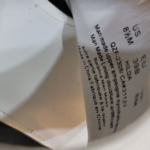 BRAND NEW DKNY BLOCK HEEL THONG SANDAL - Picture 11 of 16